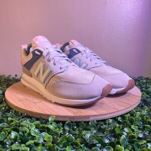 New Balance Women's Beige Pink Accent Athletic Sneakers